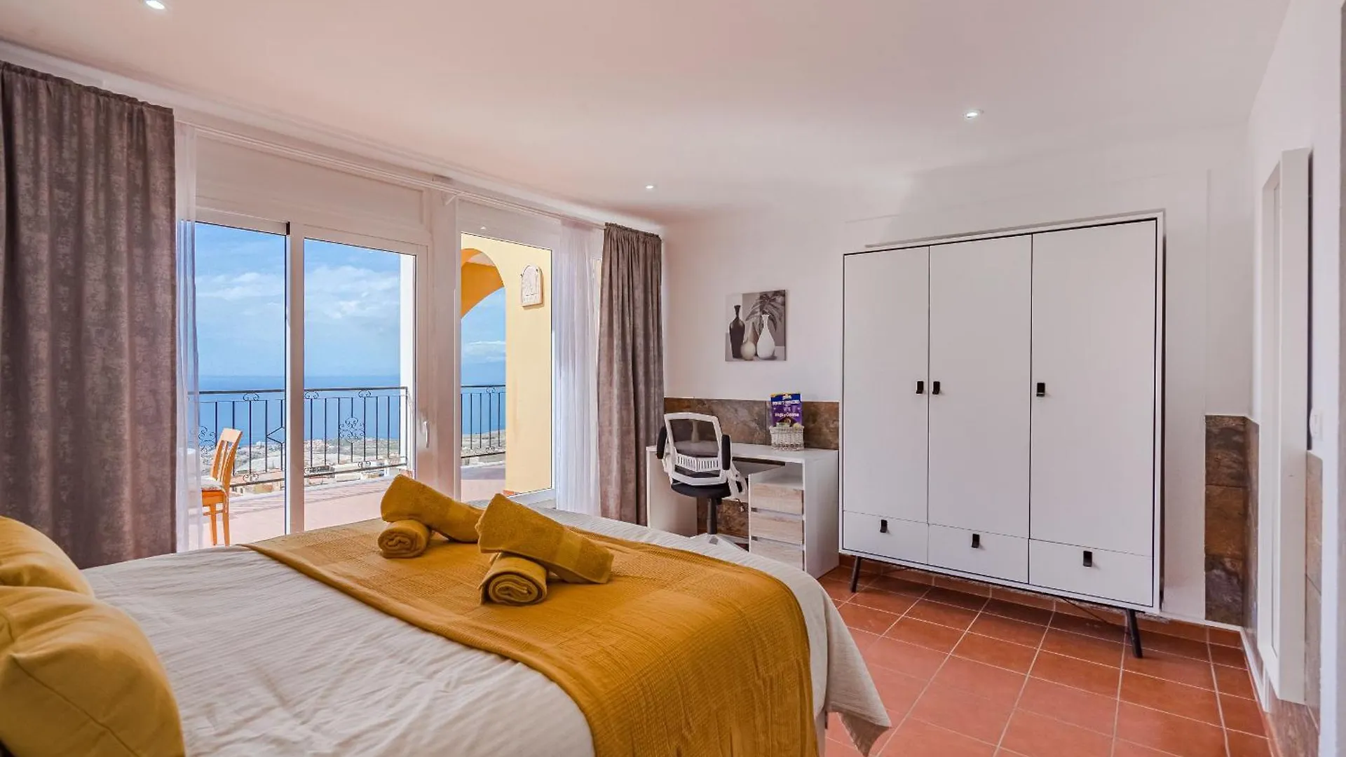 Grandview Lodge Apartment 1 Costa Adeje  0*, Costa Adeje (Tenerife)