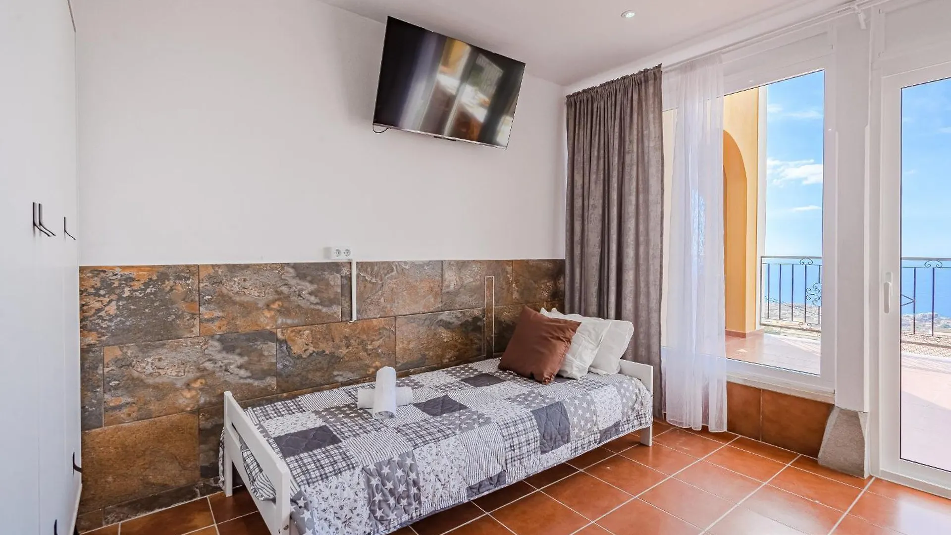 Grandview Lodge Apartment 1 Costa Adeje  Spain